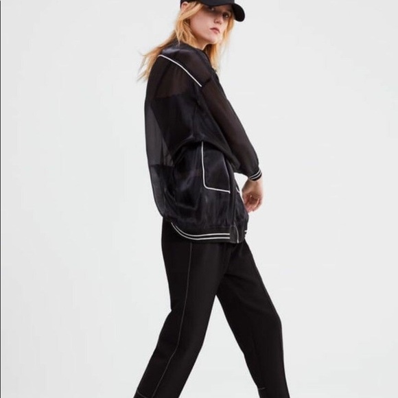 Zara Basic Athleisure Jacket - Picture 2 of 3